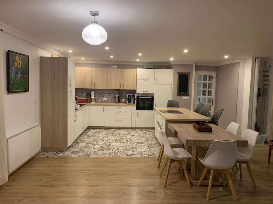 Maison Et Jardin 10 Personnes Proche Paris 사르셀레스 외부 사진